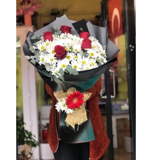 Papatya gül tasarım buketi